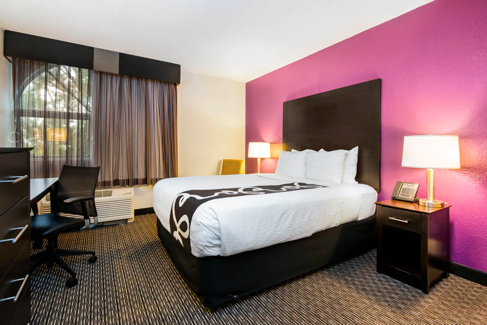 La Quinta Inn & Suites Fort Lauderdale Tamarac , Fl 33319 near Fort Lauderdale-hollywood International Airport View Point 5