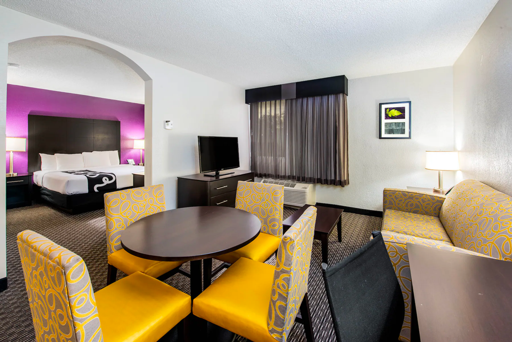 La Quinta Inn & Suites Fort Lauderdale Tamarac , Fl 33319 near Fort Lauderdale-hollywood International Airport View Point 8