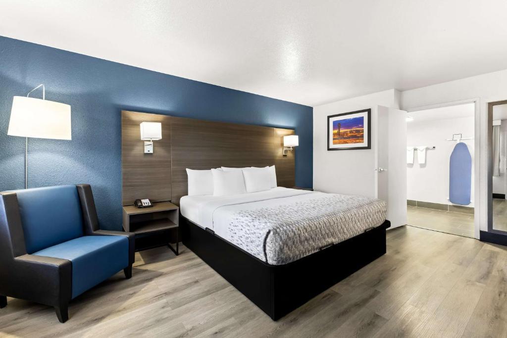 Surestay Hotel by BEST WESTERN Phoenix Airport , AZ 85008 near Sky Harbor International Airport View Point 6