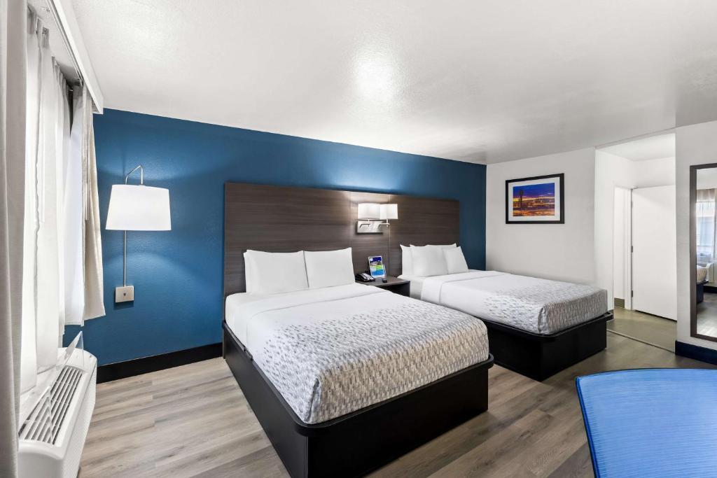 Surestay Hotel by BEST WESTERN Phoenix Airport , AZ 85008 near Sky Harbor International Airport View Point 7
