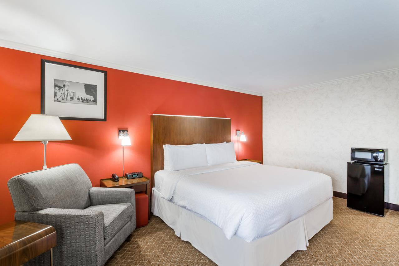 Wyndham Garden Silicone Valley , CA 95138 near Norman Y. Mineta San Jose Intl Airport View Point 3
