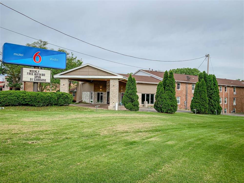  Motel 6 Rockford, Il 2