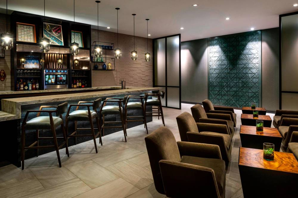 Ac Hotel By Marriott Boston Cleveland Circle 7