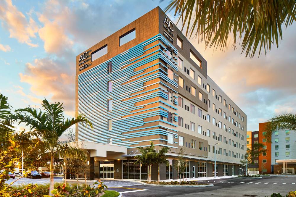 Ac Hotel By Marriott Miami Nw-doral 3
