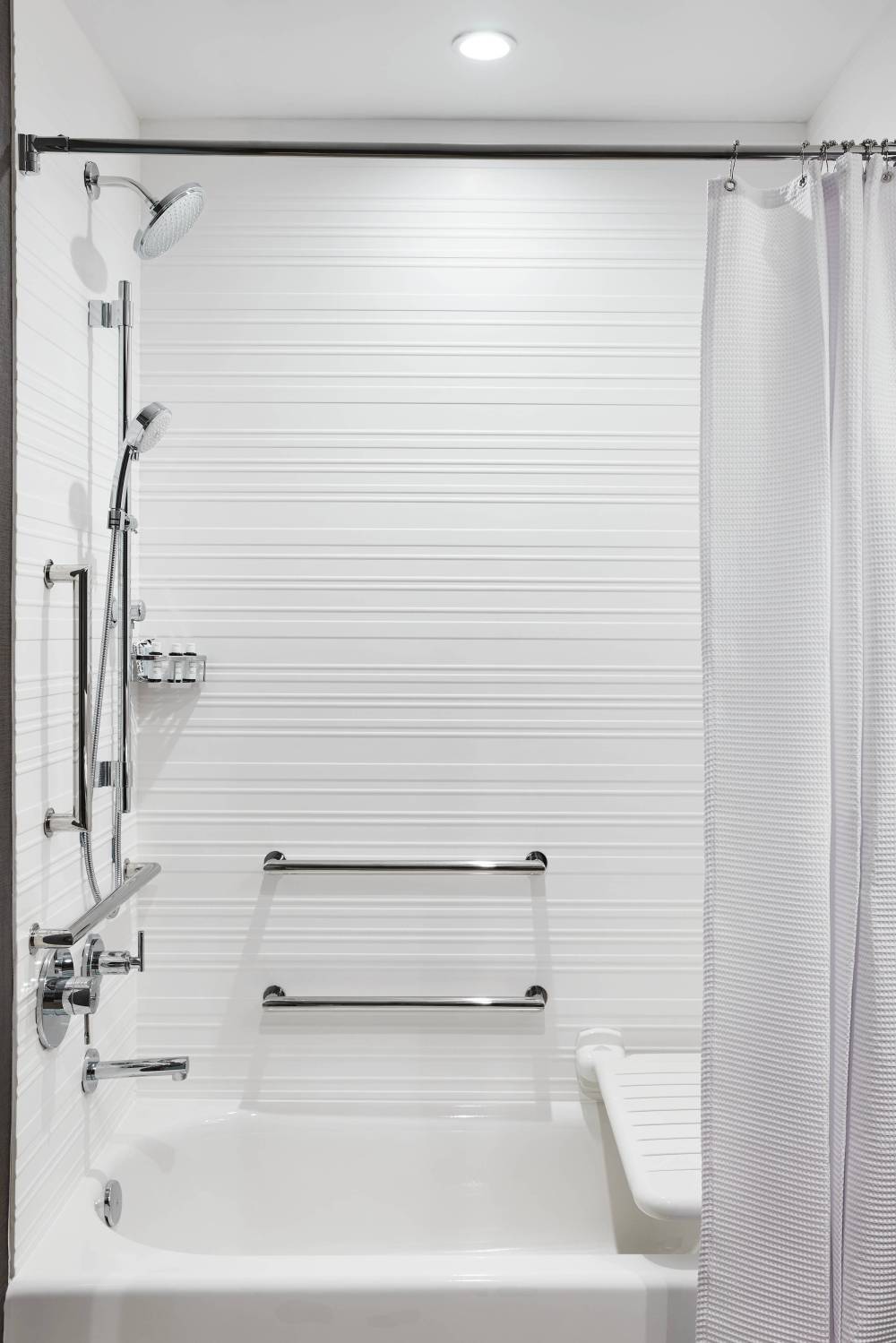 Ac Hotel By Marriott Miami Nw-doral 2