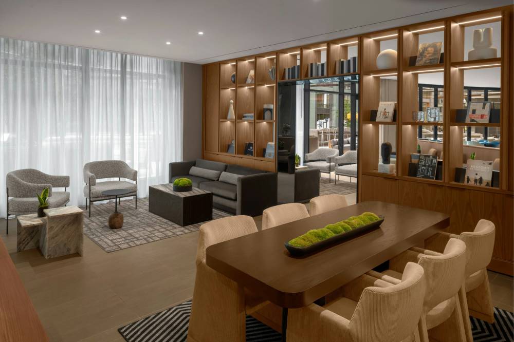 Ac Hotels By Marriott Arlington National Landing 3