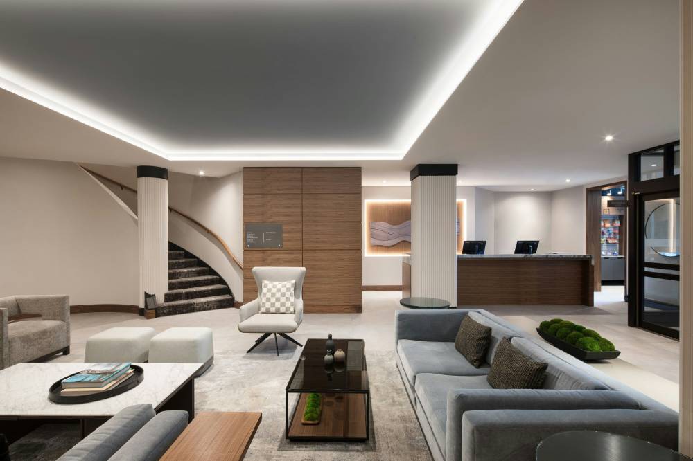 Ac Hotels By Marriott Old Montreal 5