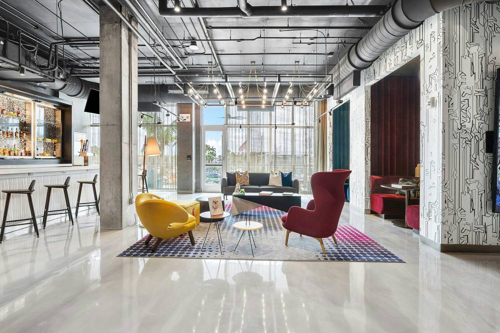 Aloft Fort Lauderdale Airport 10