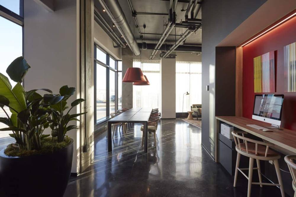 Alt Hotel Calgary East Village 7