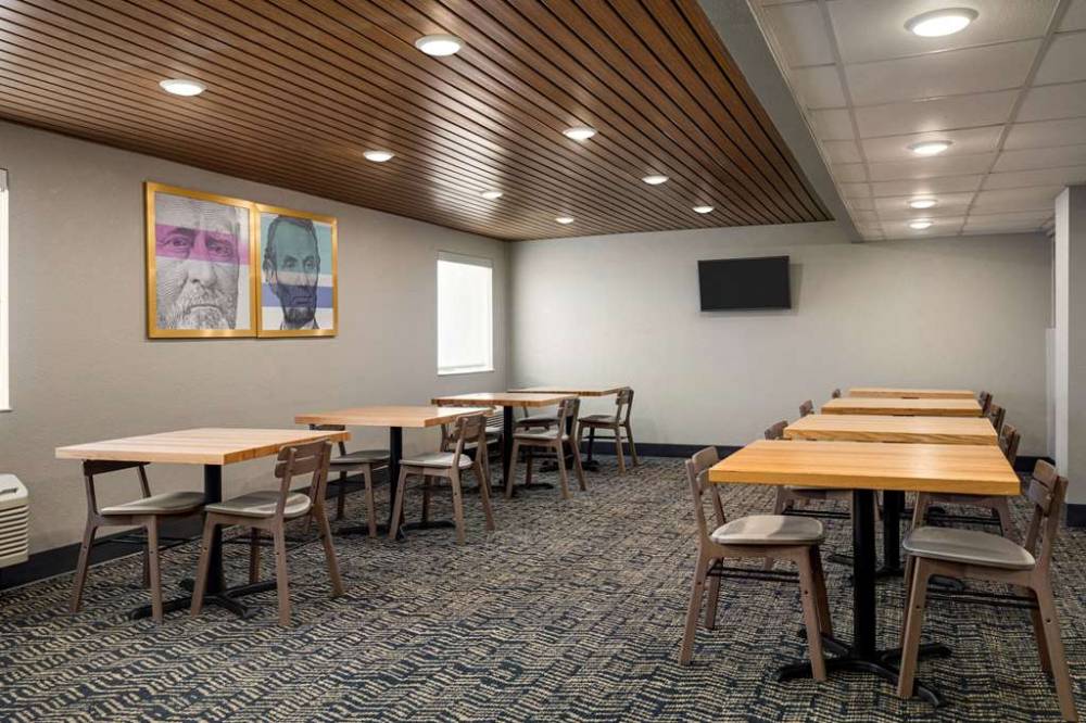 Americinn By Wyndham Madison Wi 5