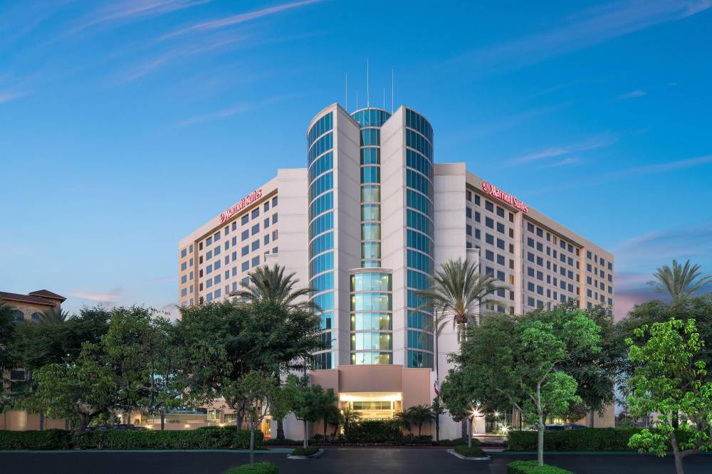 Anaheim Marriott Suites 4