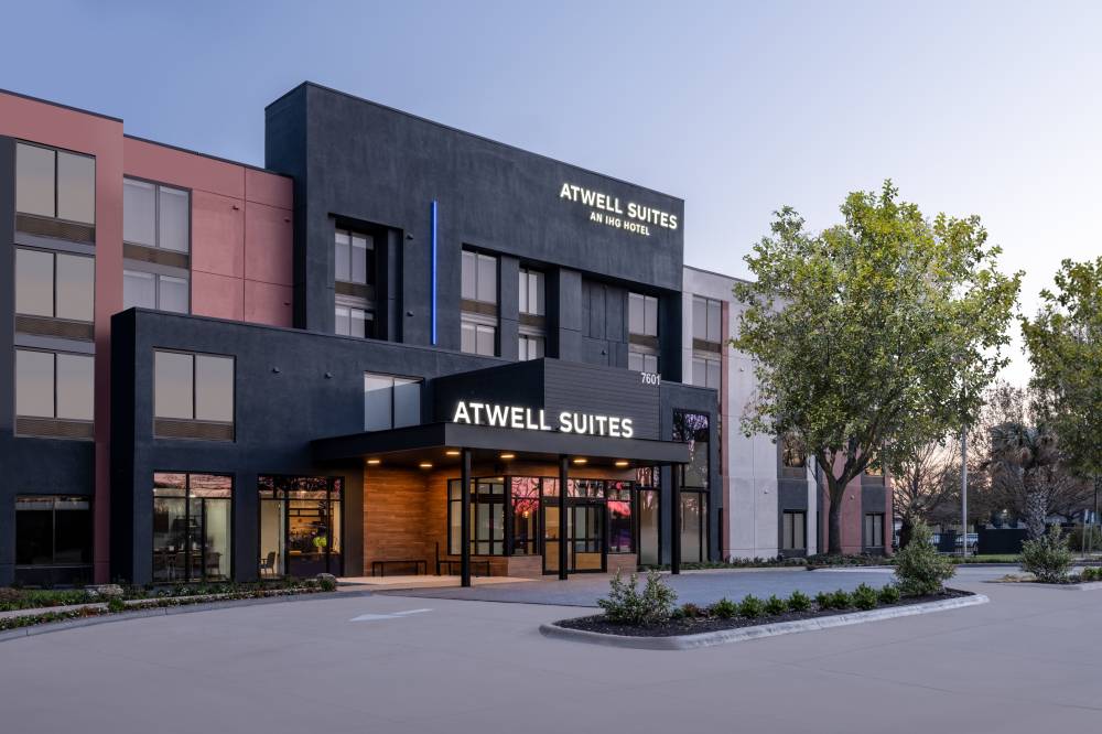 Welcome to our Austin Airport hotel.