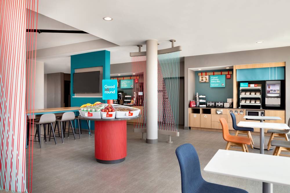 Avid Hotel Madison 7