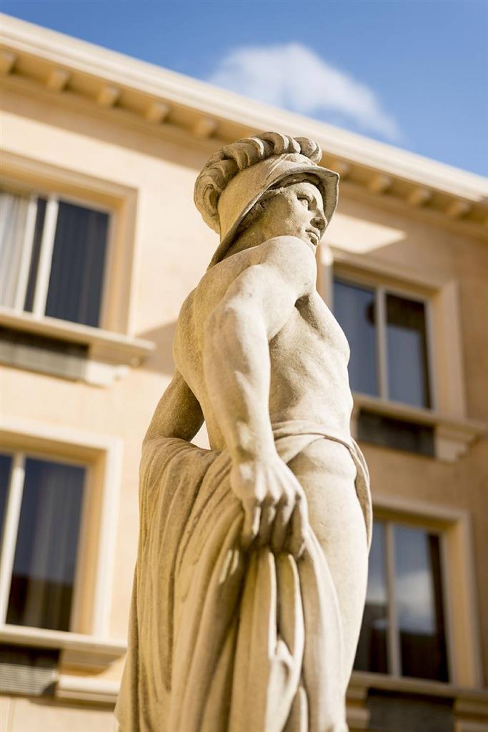 Ayres Hotel Manhattan Beach 9