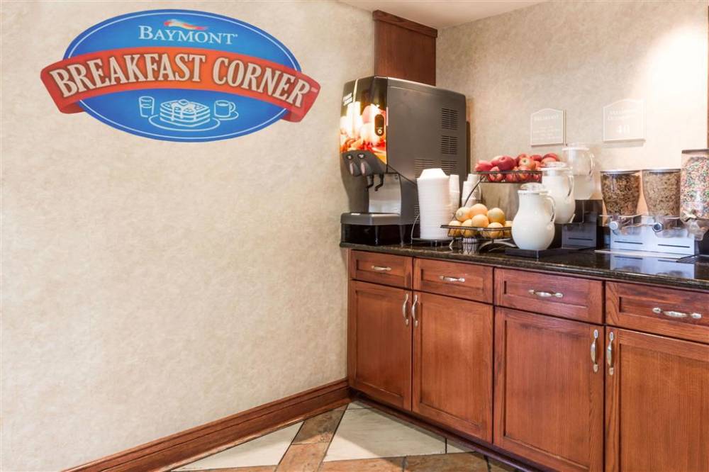 Baymont By Wyndham Indianapolis South 4