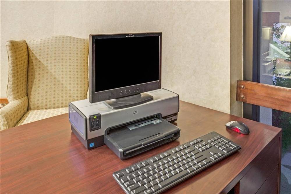 Baymont By Wyndham Louisville Airport South 5