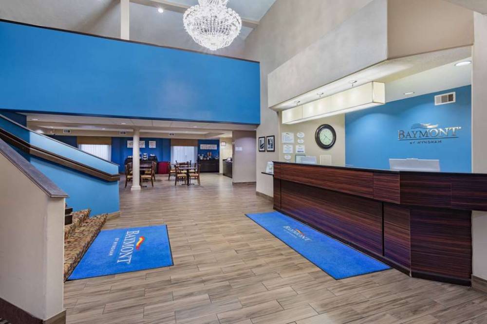 Baymont By Wyndham Milan 4