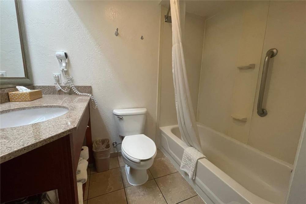 Baymont Inn & Suites By Wyndham Tempe University/phoenix 5