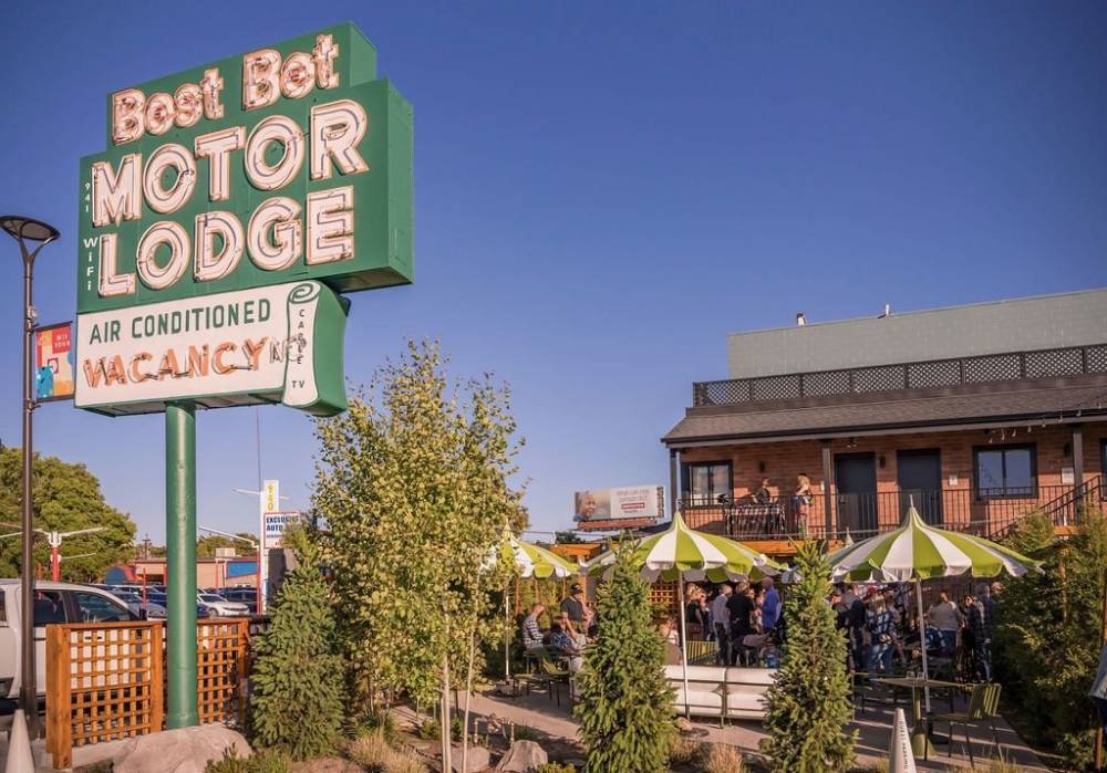 Best Bet Motor Lodge Exterior Entrance