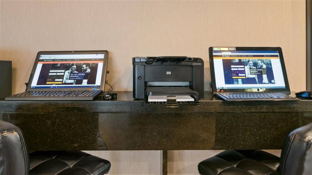 Best Western Airport Inn 3