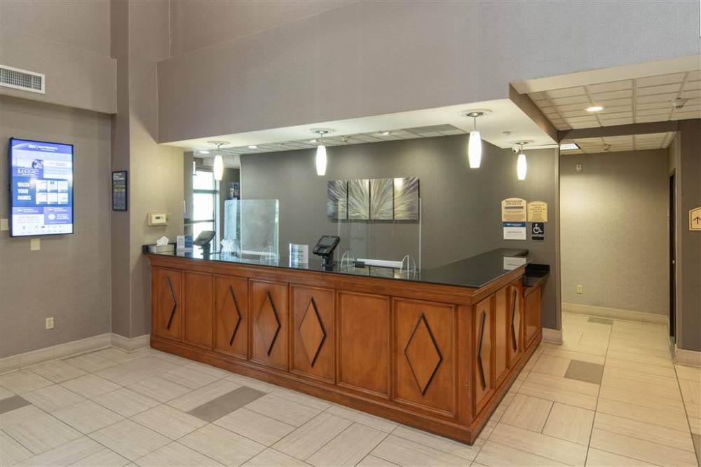 Best Western Coyote Point Inn 3