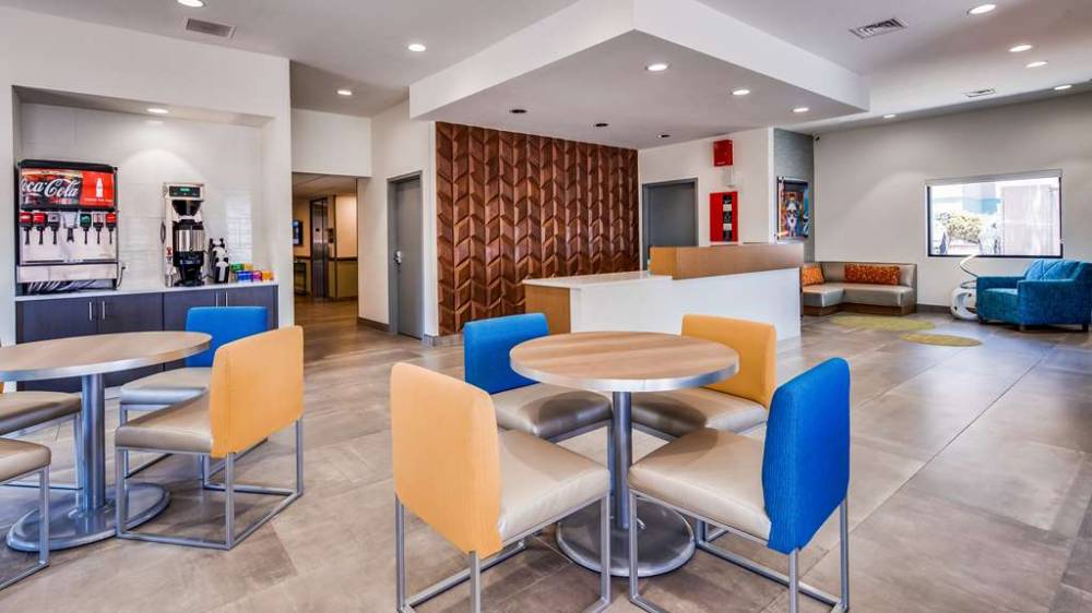 Best Western El Paso Airport Entrada Hotel 9