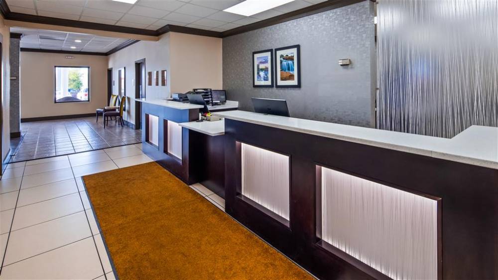 Best Western Greenville Airport Inn 8