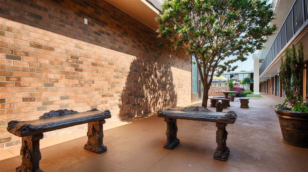 Best Western Greenville Airport Inn 2