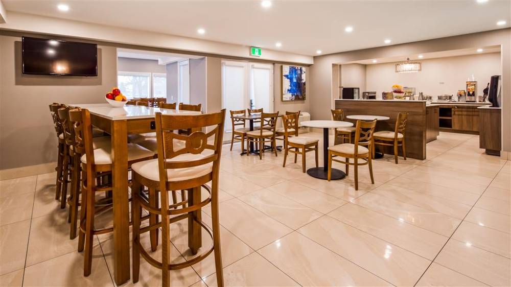 Best Western Hotel Brossard 4
