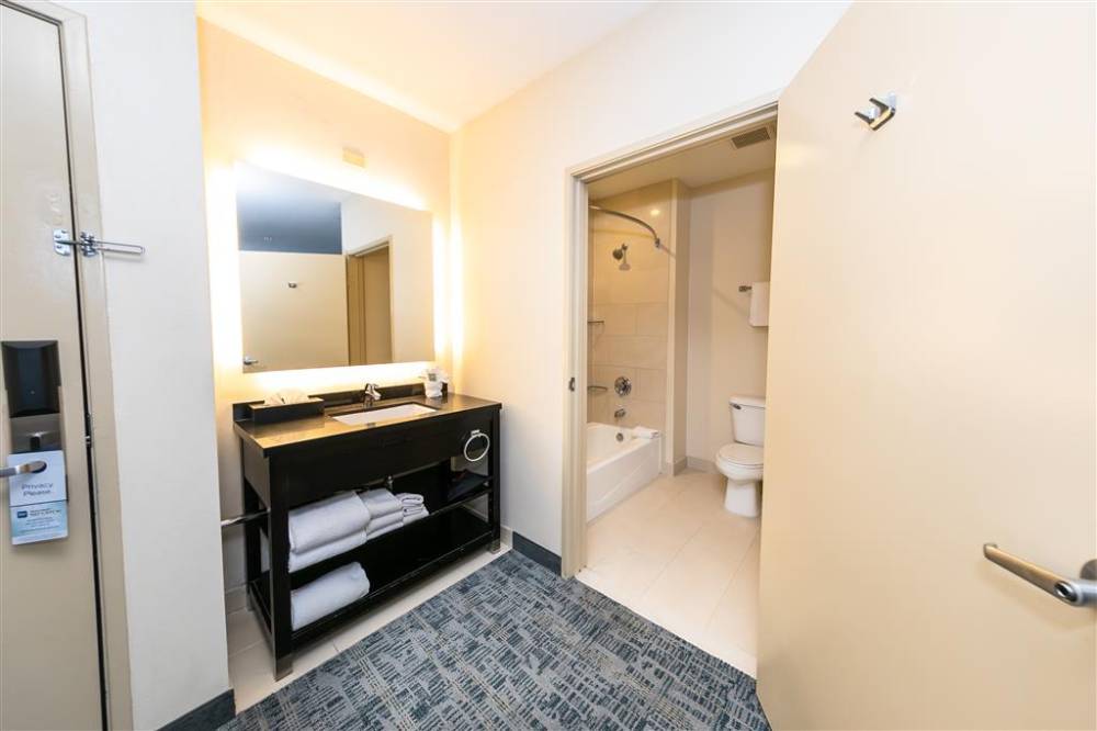 Best Western Inn & Suites San Diego â Zoo/seaworld Area 9