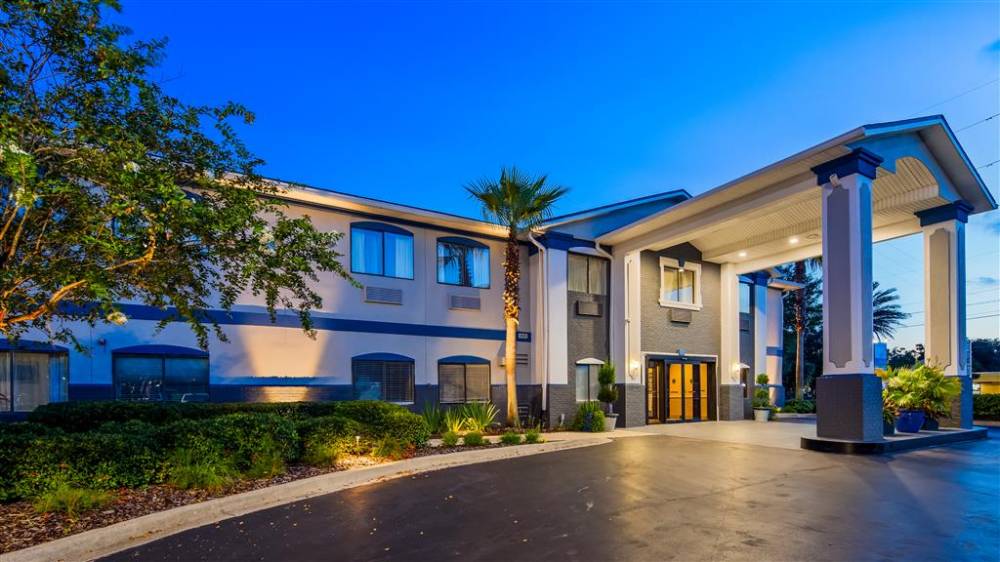 Best Western Mayport Inn & Suites 2