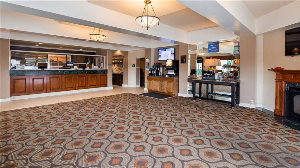 Best Western Merry Manor Inn 6