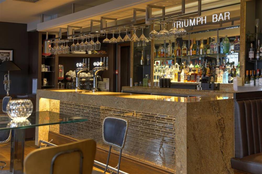 Best Western Plus Birmingham Nec Meriden Manor Hotel 4