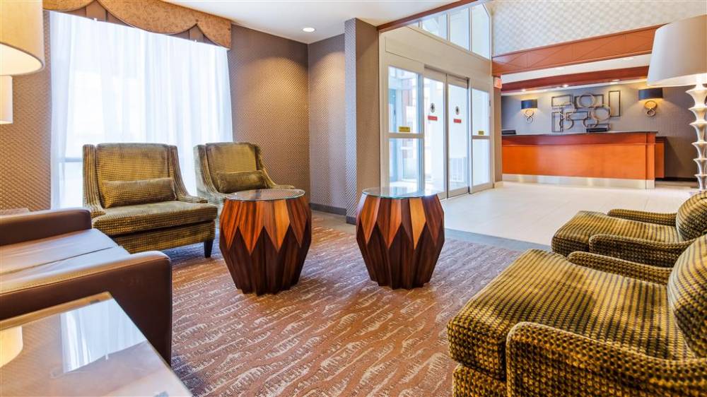 Best Western Plus Calgary Centre Inn 3