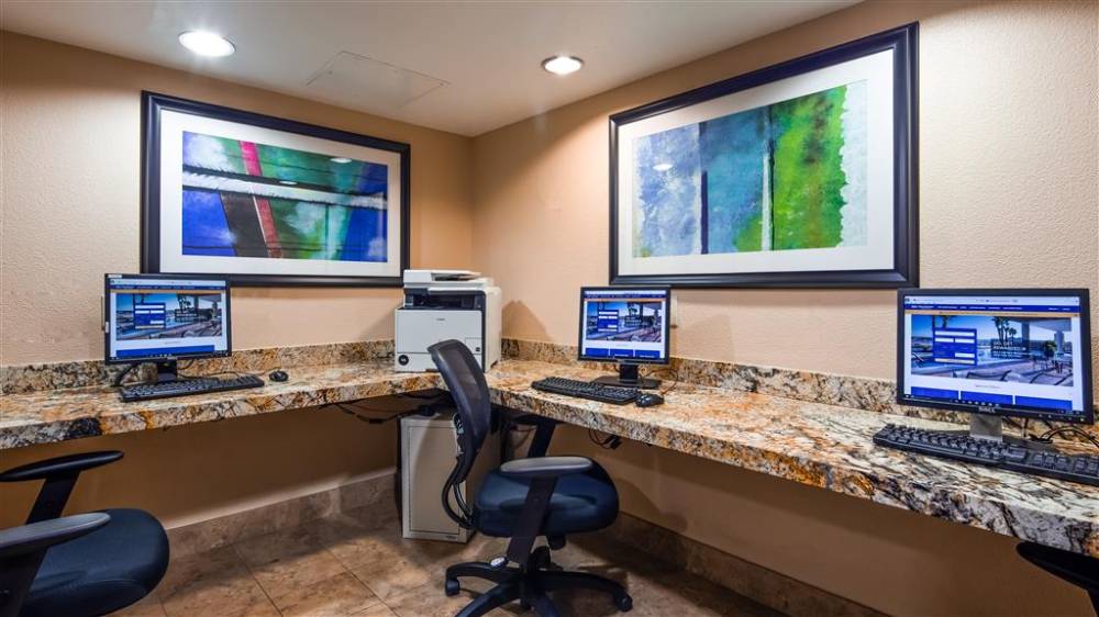 Best Western Plus Casino Royaleâcenter Strip 3