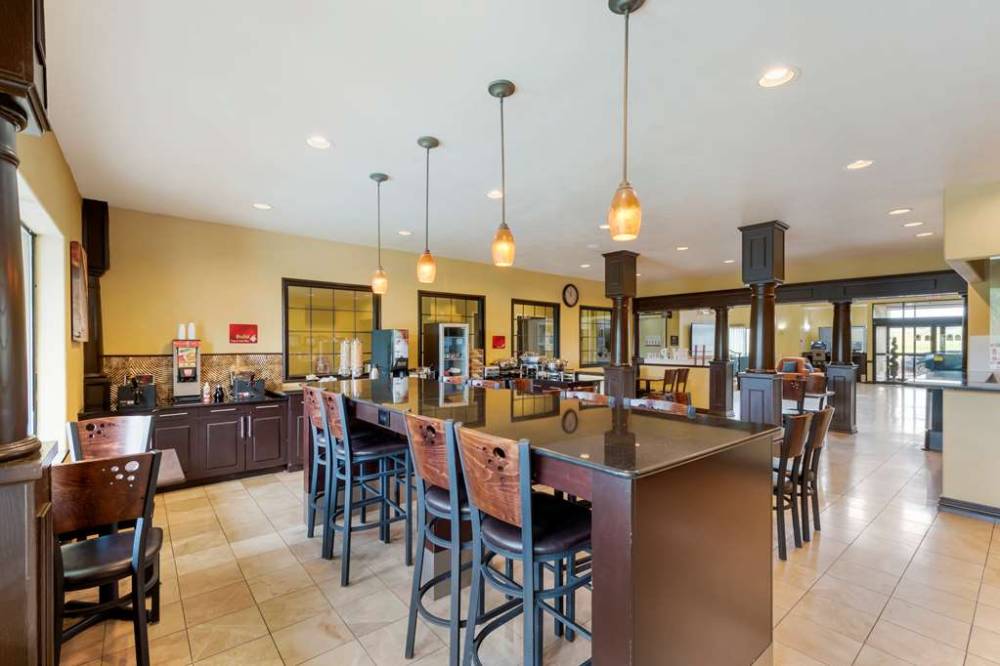 Best Western Plus Dfw Airport Suites 7