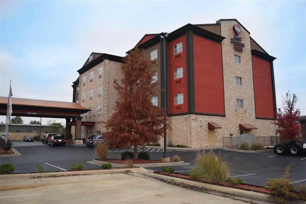 Best Western Plus Jfk Inn & Suites 2