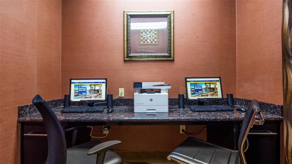 Best Western Plus Jfk Inn & Suites 5