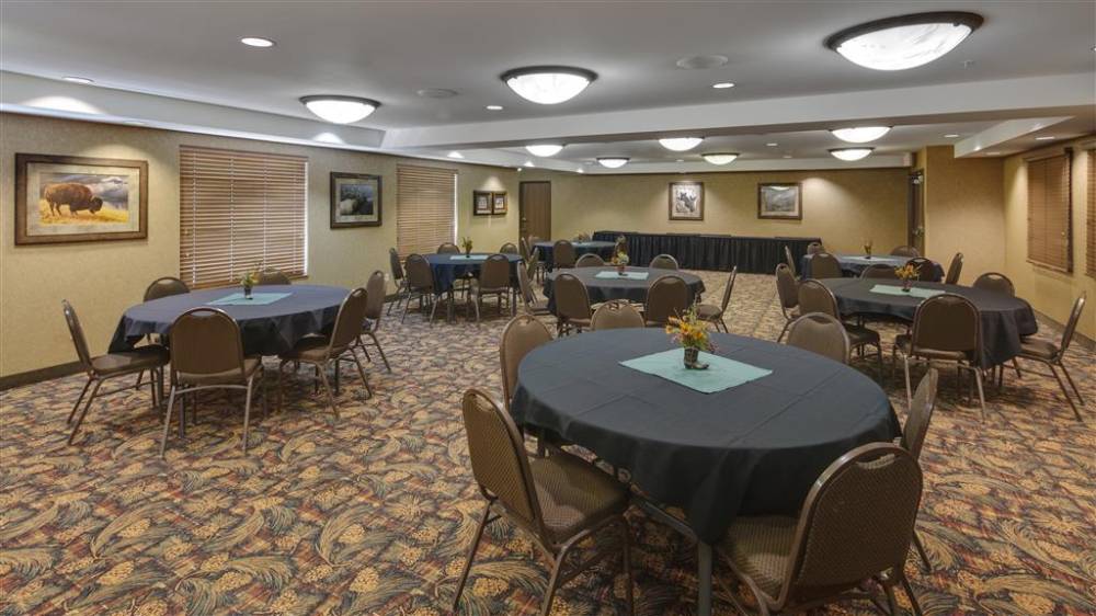 Best Western Plus Kelly Inn & Suites 2