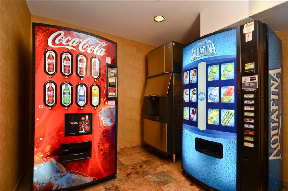 Best Western Plus Kelly Inn & Suites 6