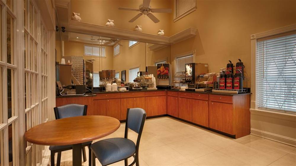 Best Western Plus Kingsland 7