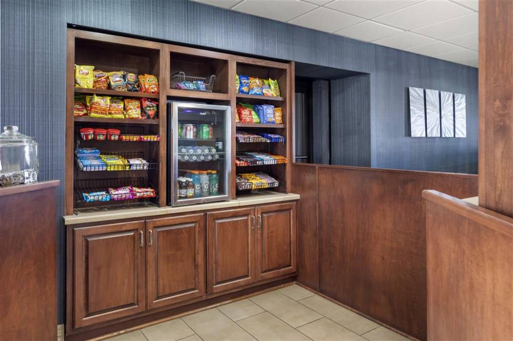 Best Western Plus Madison-huntsville Hotel 5
