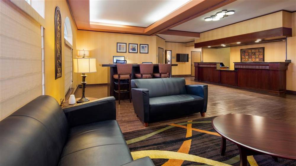 Best Western Plus Meridian 2