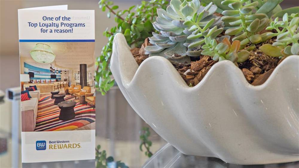 Best Western Plus Oceanside Inn 7