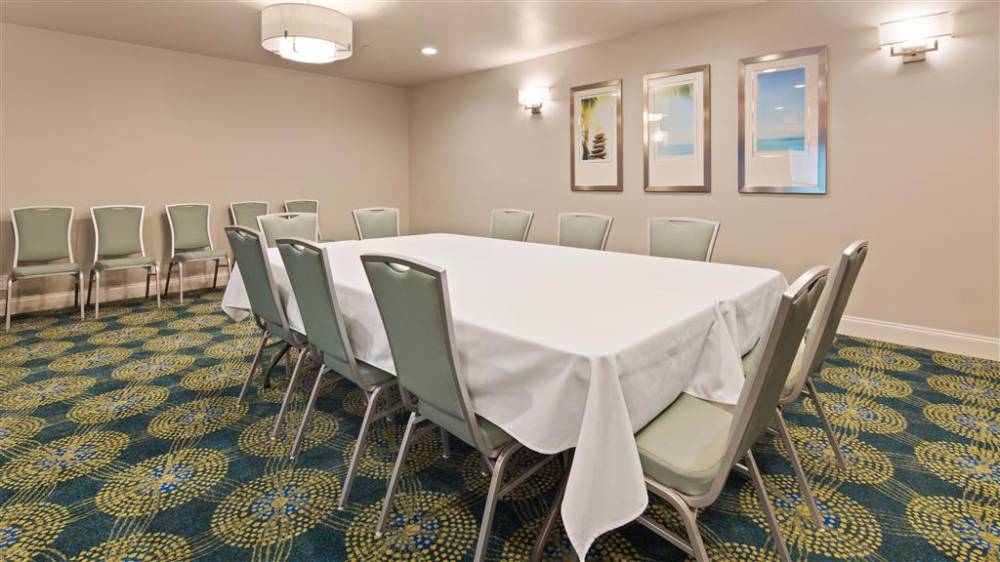 Best Western Plus Oceanside Inn 2