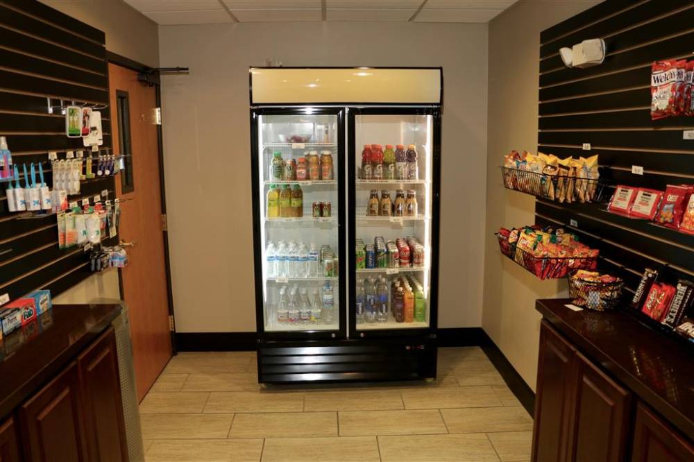 Best Western Plus Omaha Airport Inn 4