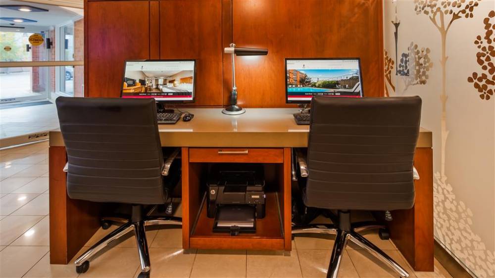 Best Western Plus Ottawa City Centre 7