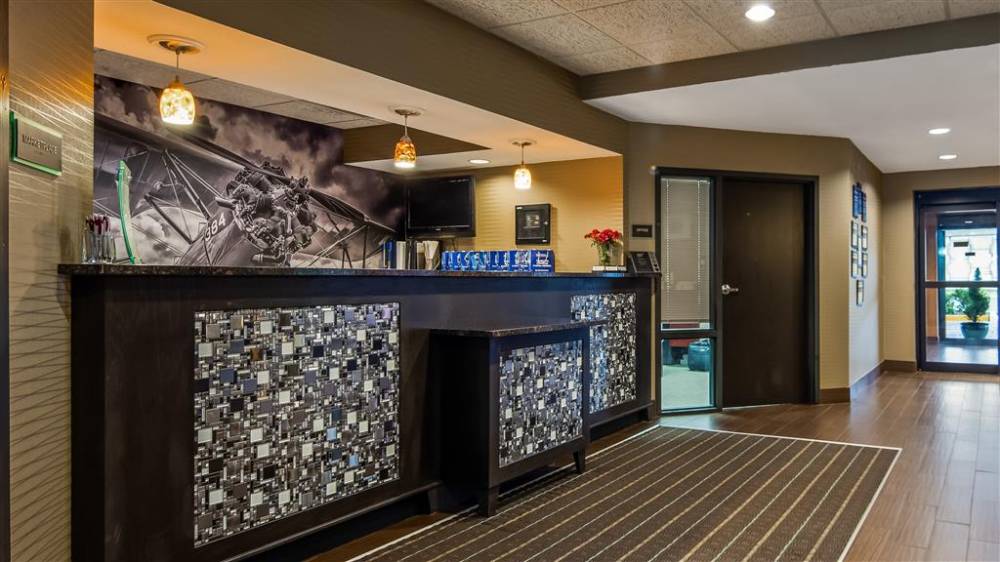 Best Western Plus Wichita West Airport Inn 5