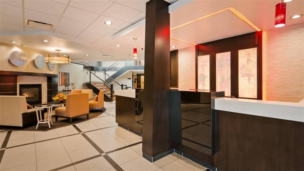 Best Western Premier Denham Inn & Suites 10