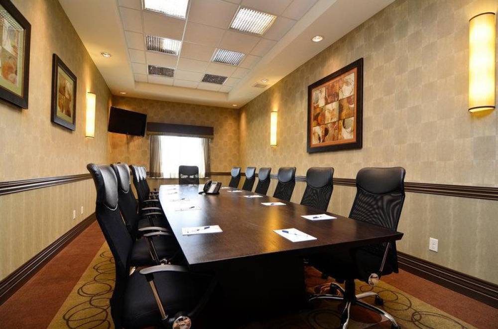 Best Western Premier Freeport Inn Calgary Airport 2